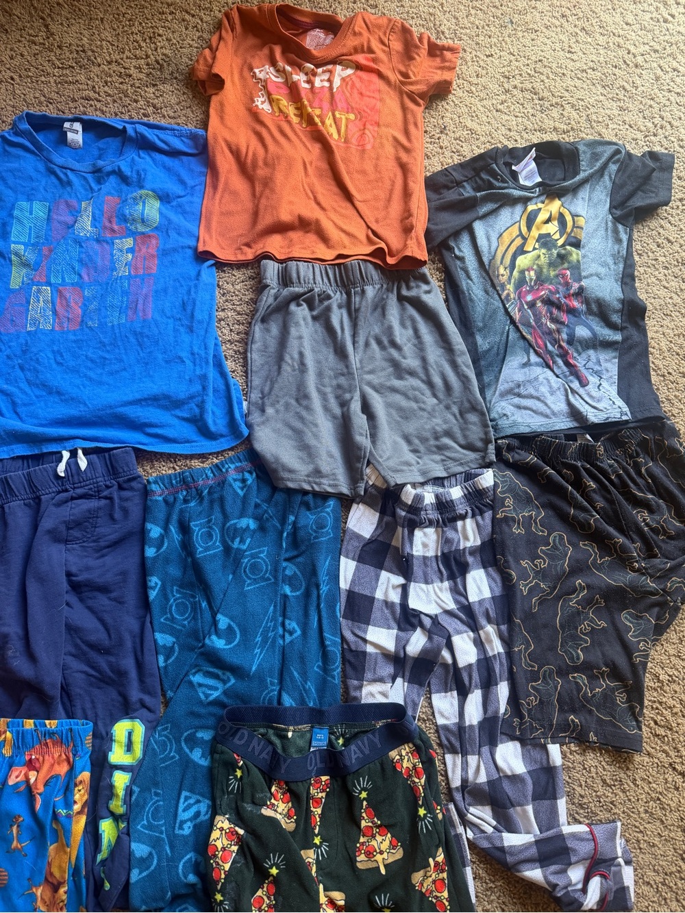 Kids Mixed pajama and t shirt bundle varying sizes between S and size 8 - Picture 3 of 6
